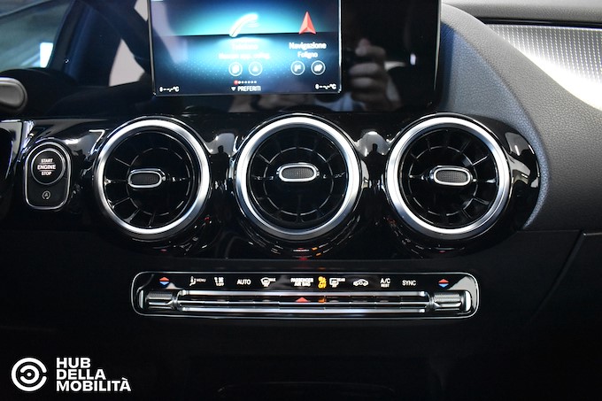 MERCEDES-BENZ B 220 d Automatic 4Matic Sport Plus